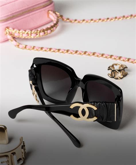 chanel lunettes 2021